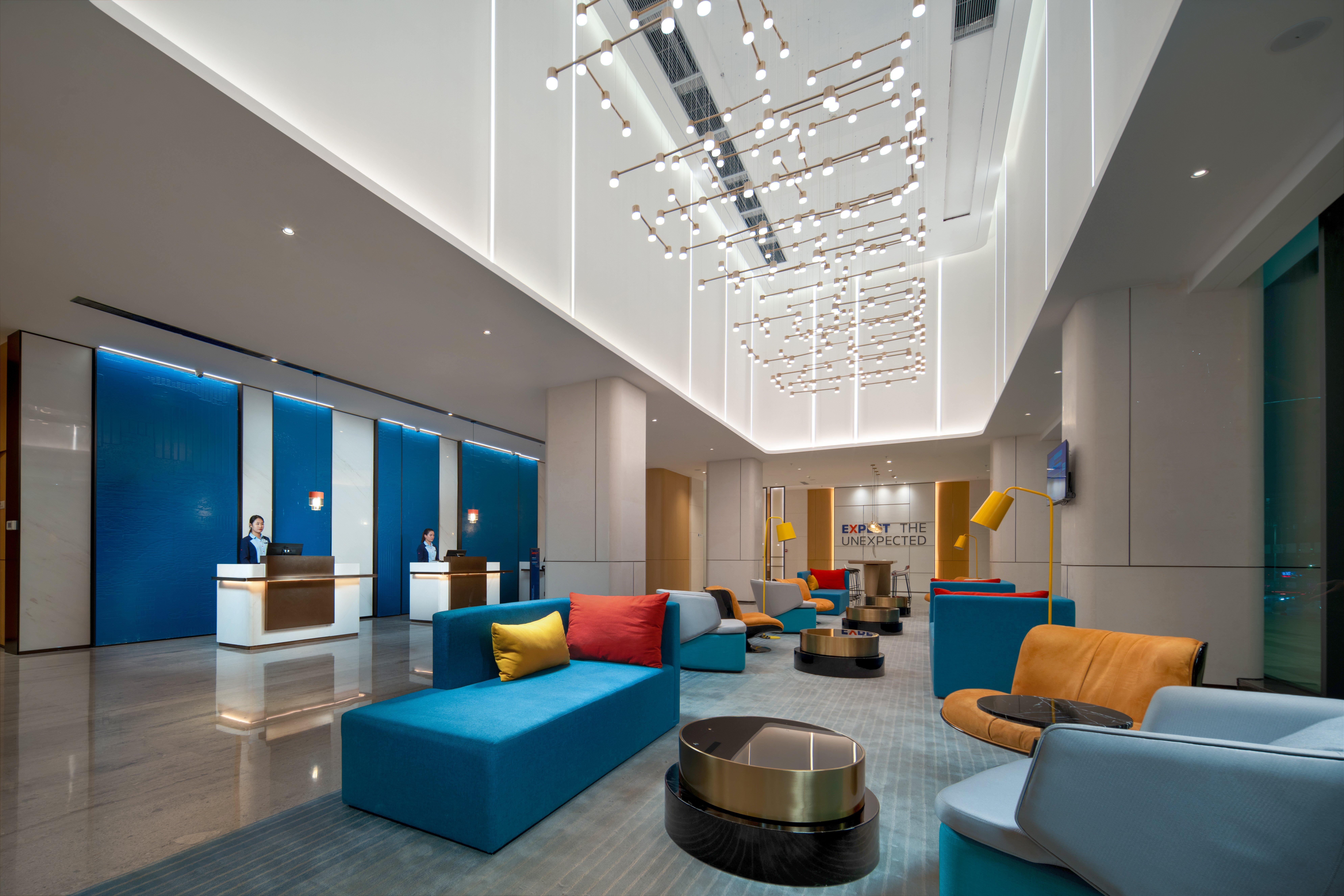 Holiday Inn Express Shenzhen Longhua By Ihg Екстер'єр фото