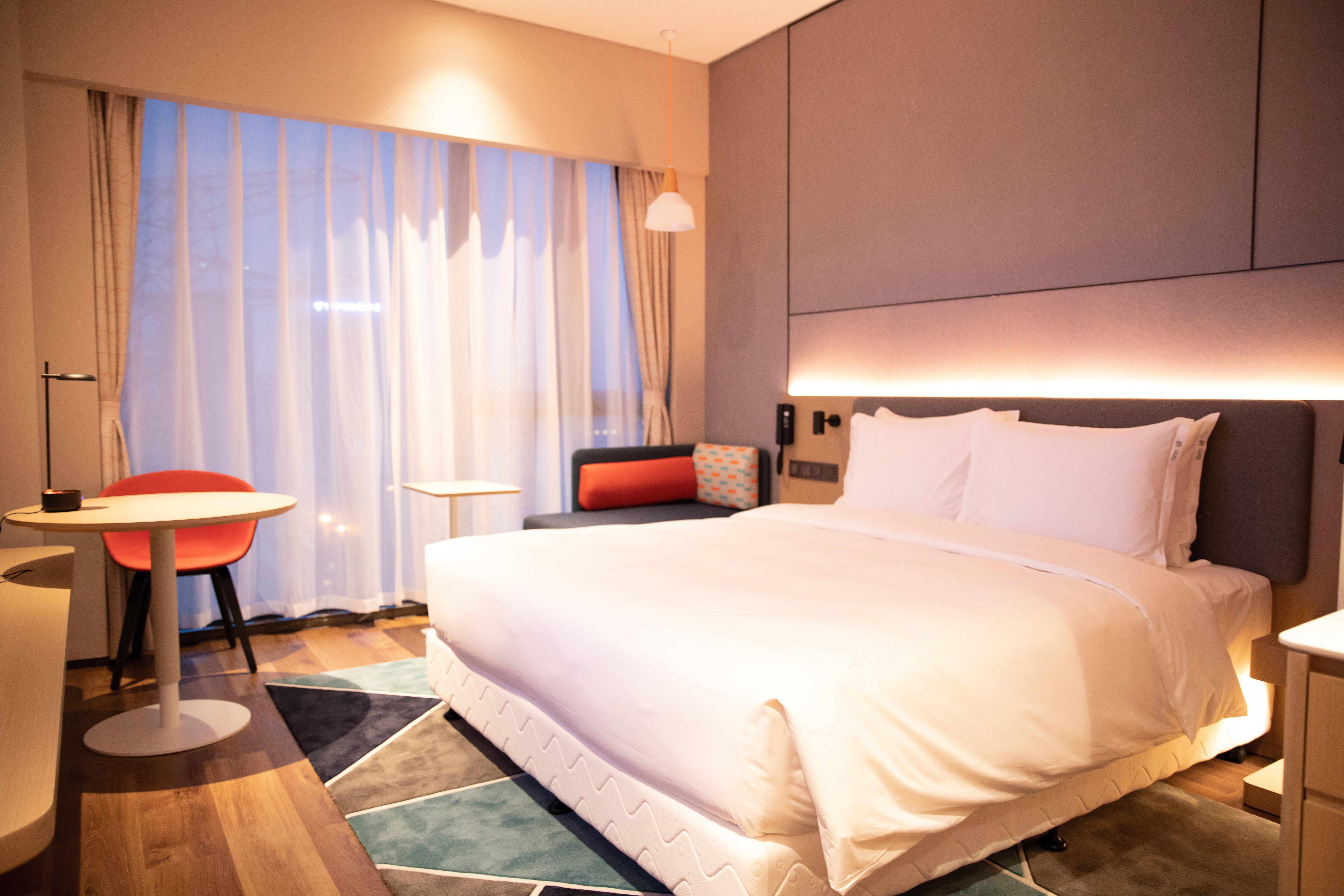 Holiday Inn Express Shenzhen Longhua By Ihg Екстер'єр фото