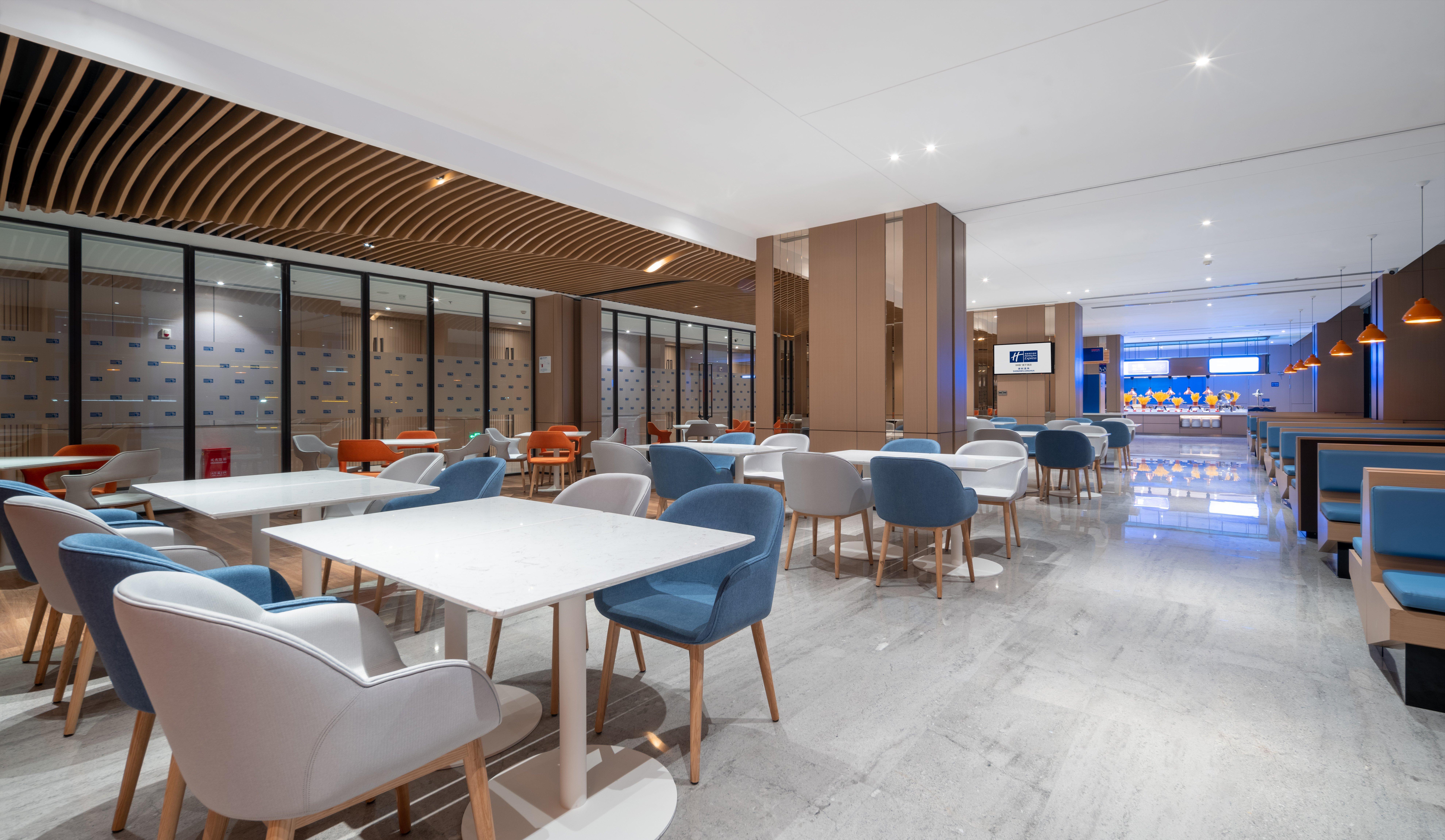 Holiday Inn Express Shenzhen Longhua By Ihg Екстер'єр фото