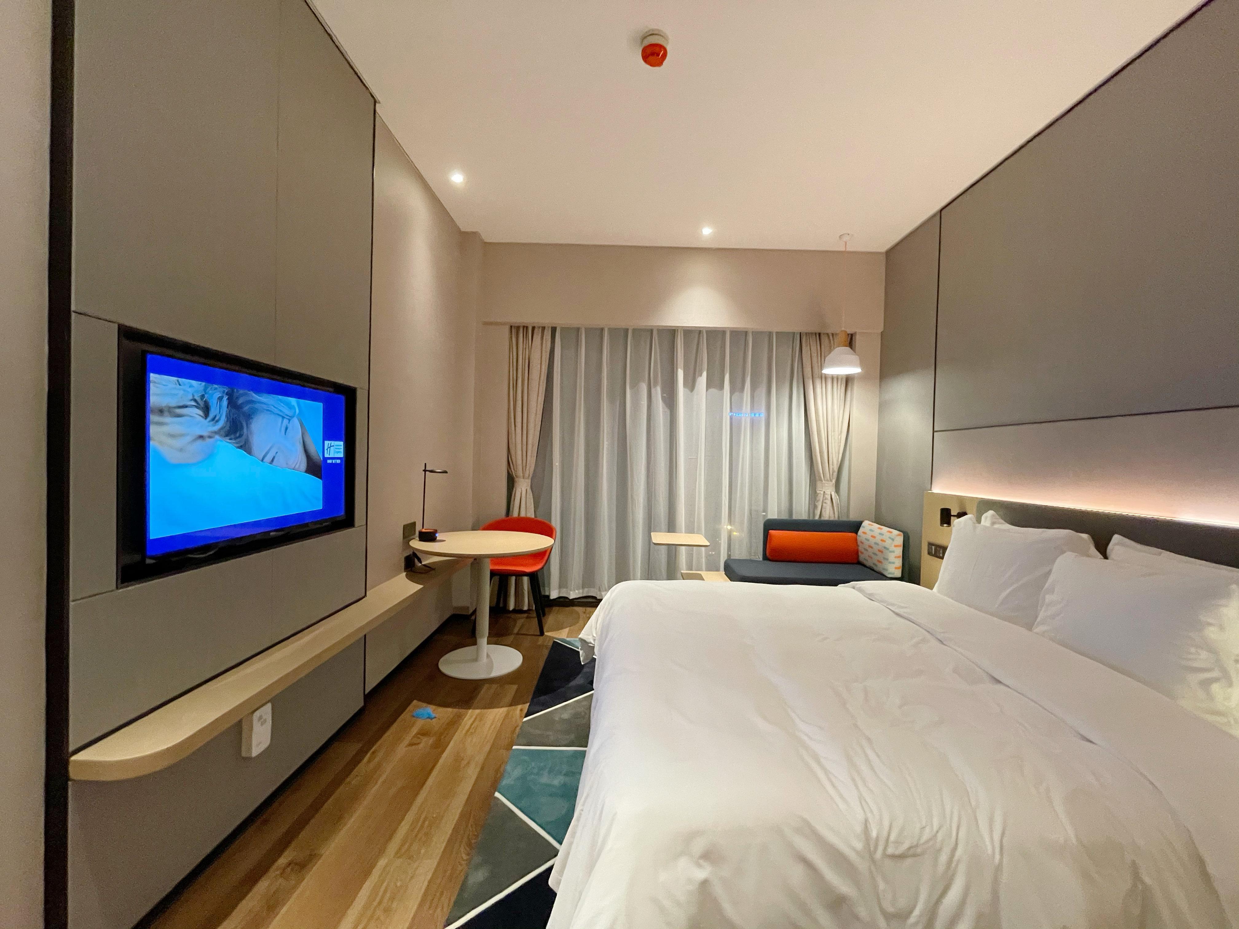 Holiday Inn Express Shenzhen Longhua By Ihg Екстер'єр фото