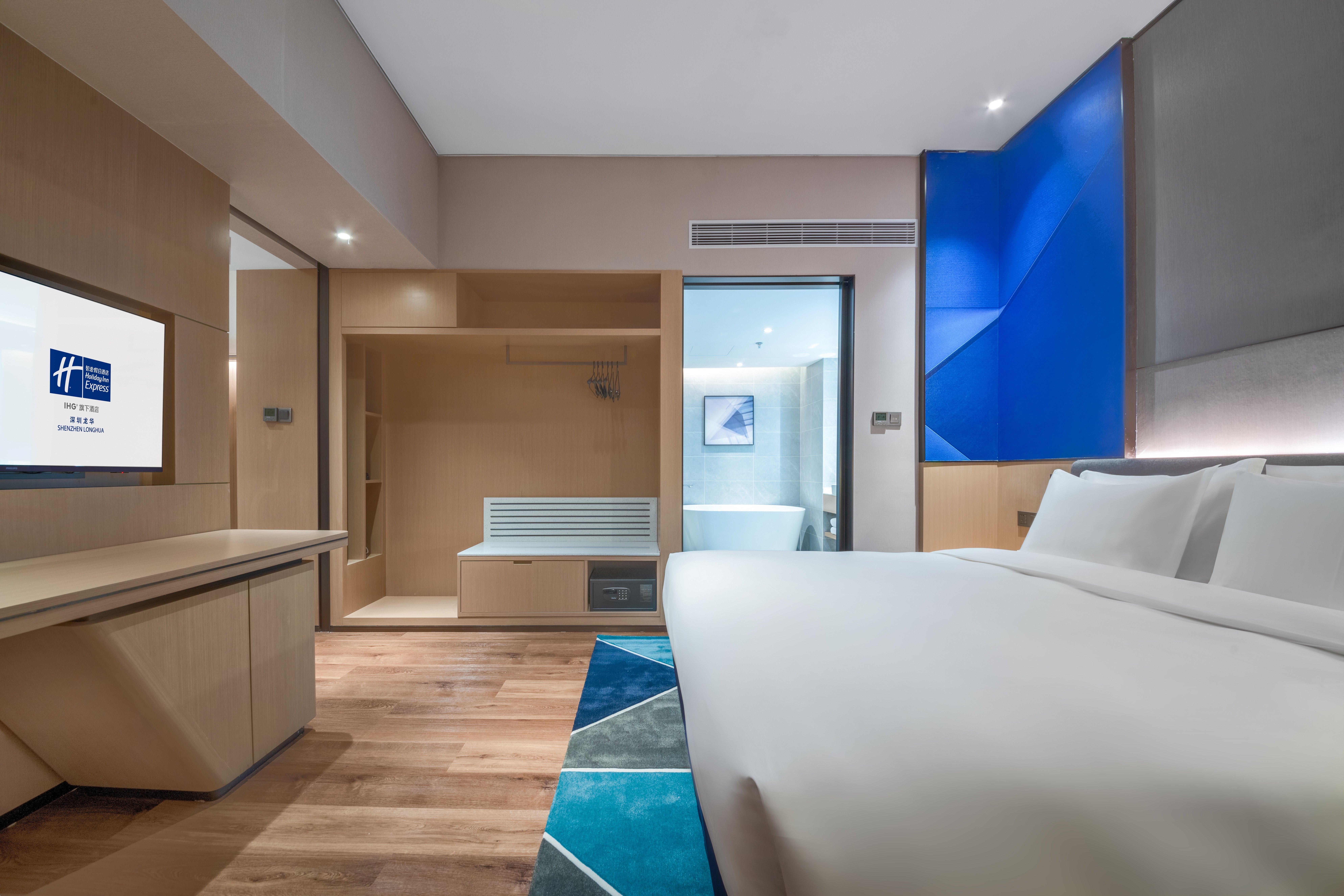 Holiday Inn Express Shenzhen Longhua By Ihg Екстер'єр фото